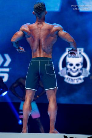 MEN'S PHYSIQUE НОВИЧКИ